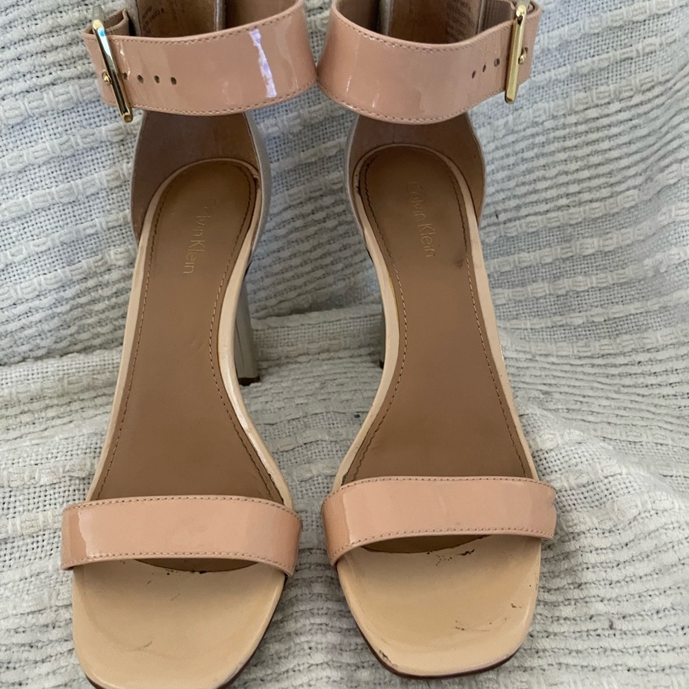 Elegant cream and tan heels